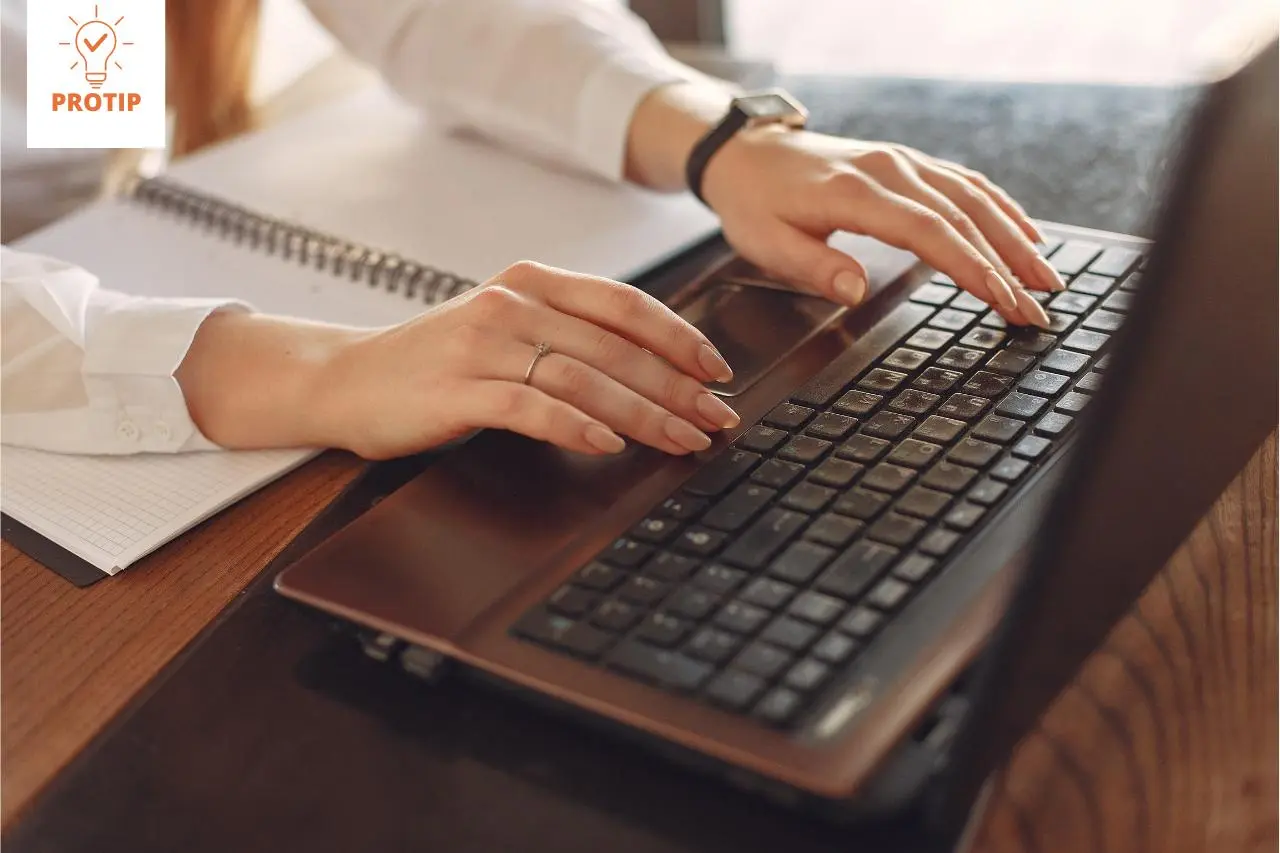 Znaczenie symbolu @ w komunikacji cyfrowej